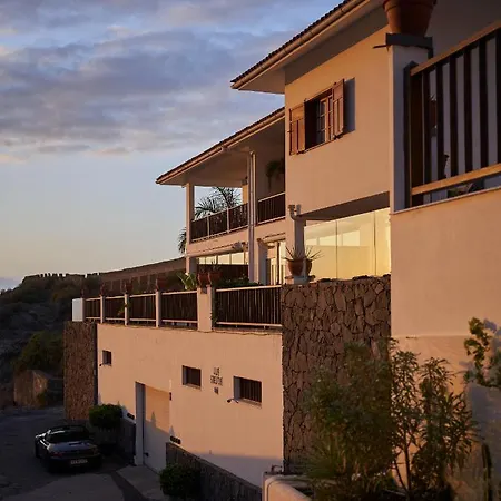 Superior C: Private Pool & Concierge Apartmán *