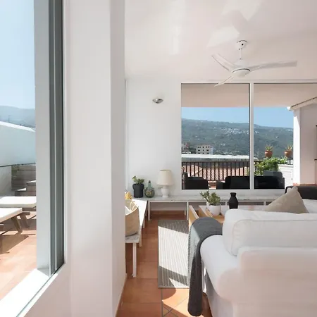 Superior C: Private Pool & Concierge